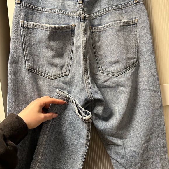 Aritzia Liya high rise classic fit crop Jean - Picture 4 of 4